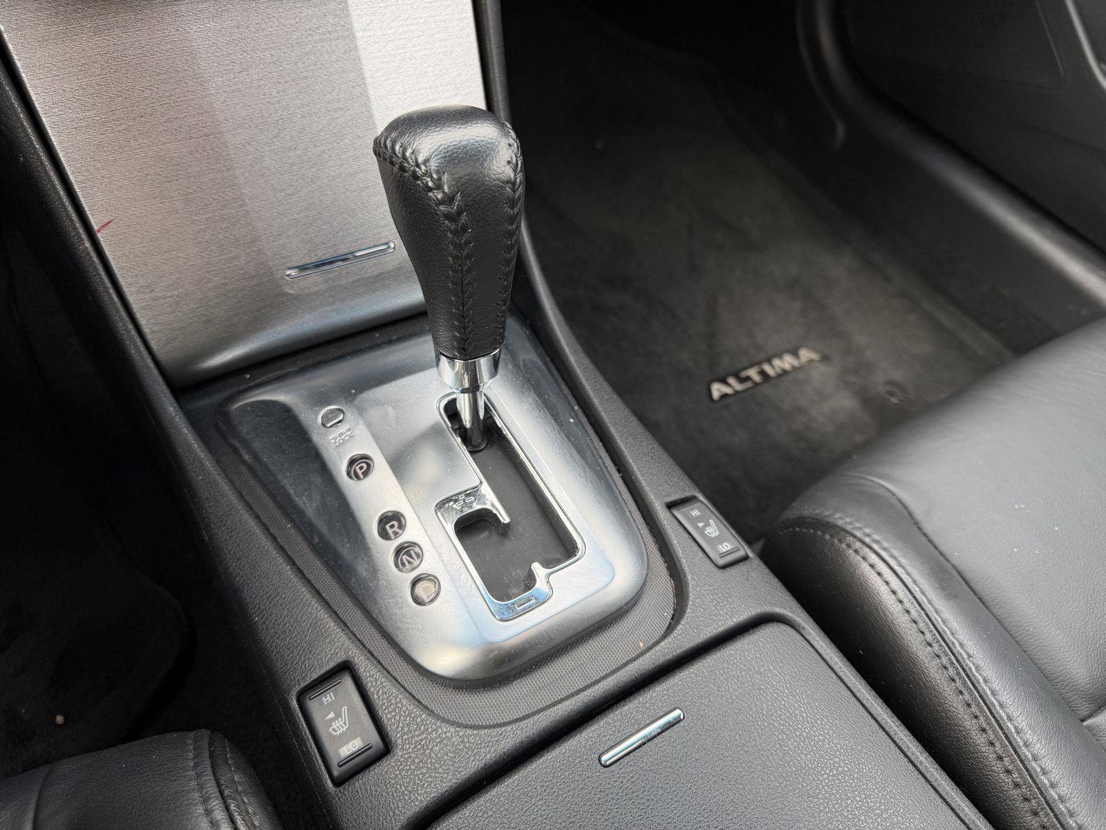 Used 2010 Nissan Altima 2.5 SL w/ SL Pkg image 17