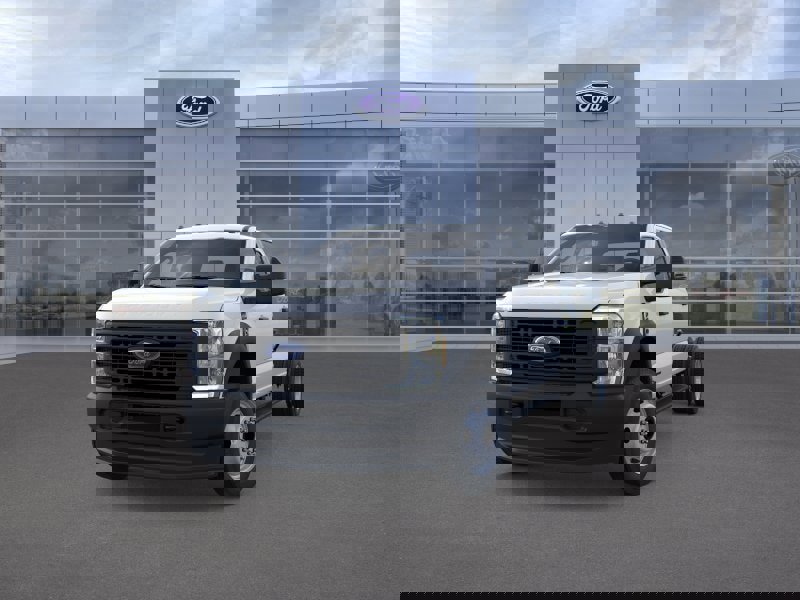 New 2026 Ford F450 4x4 Crew Cab Super Duty image 2