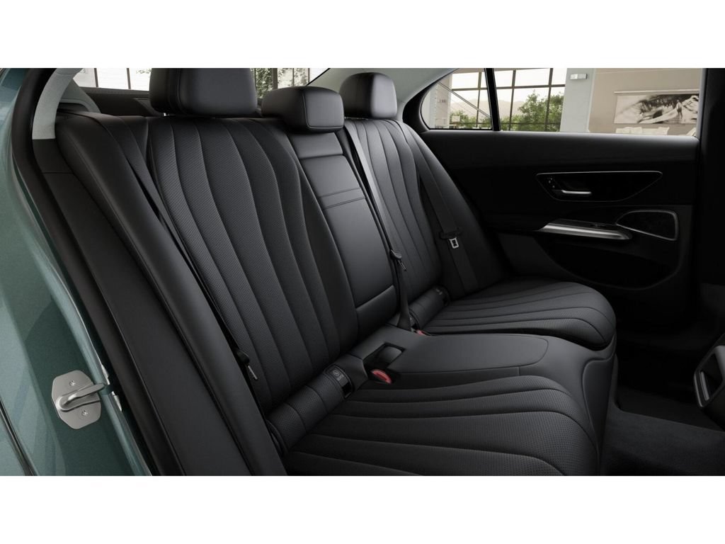 Certified 2024 Mercedes-Benz E 350 4MATIC Sedan image 5