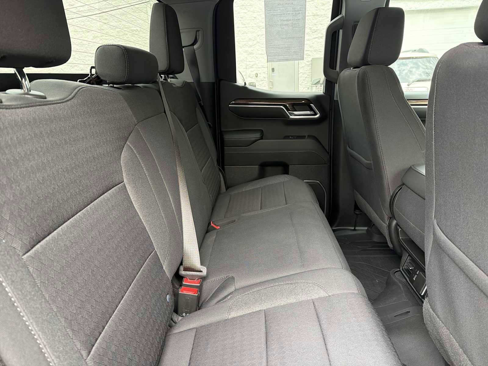 Used 2023 Chevrolet Silverado 1500 LT w/ Protection Package image 27