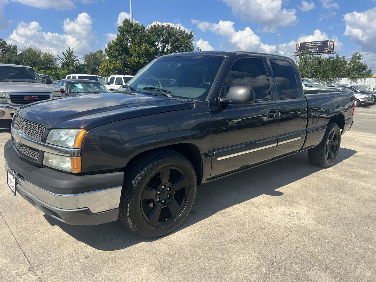 Used 2003 Chevrolet Silverado 1500 LS RWD image 2