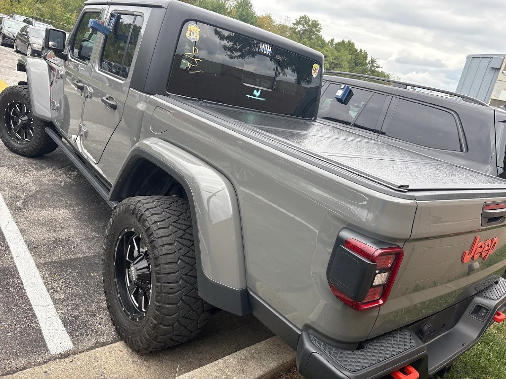 Used 2022 Jeep Gladiator Mojave w/ LED Lighting Group AWD/4WD image 4
