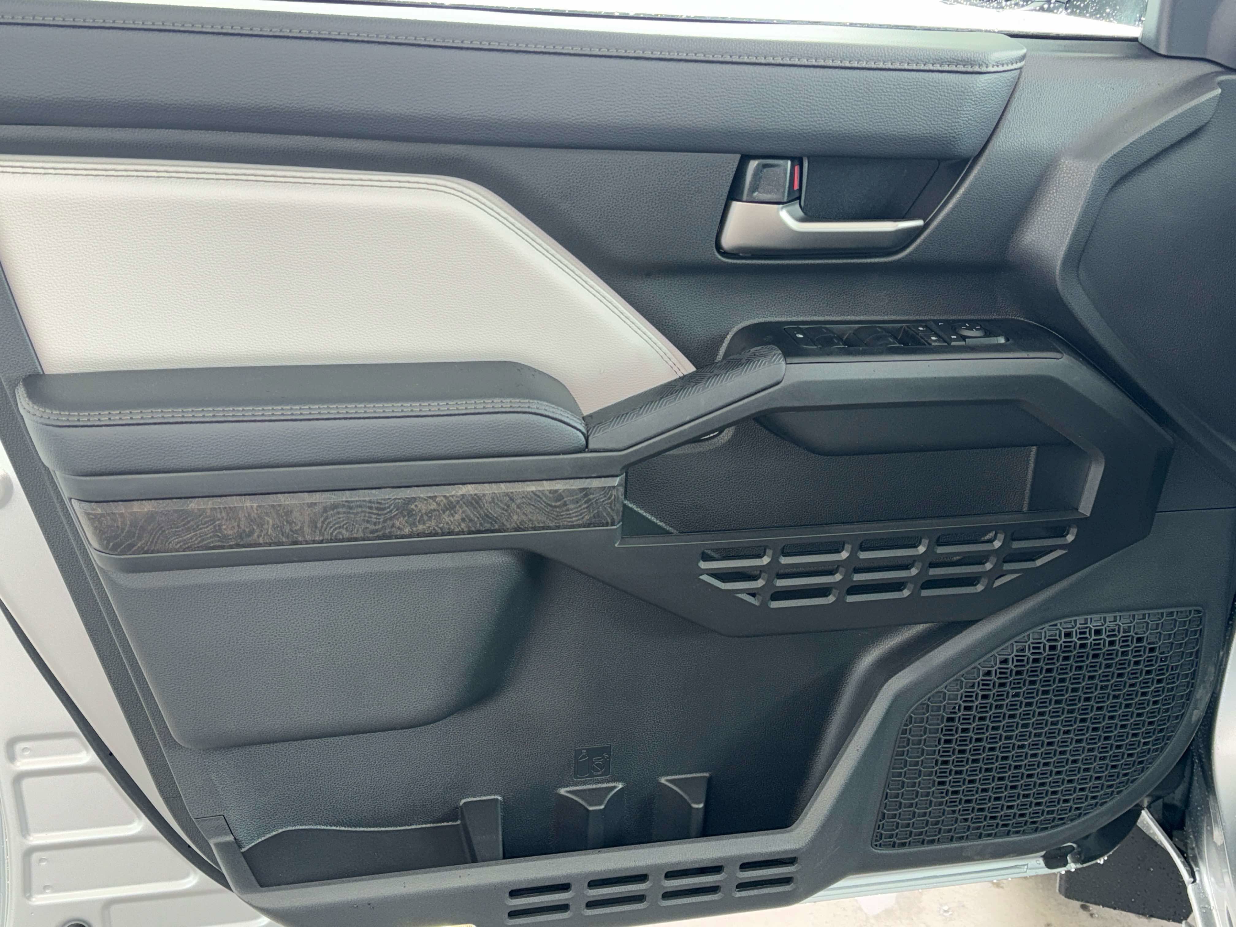 New 2026 Toyota Tacoma Limited image 10