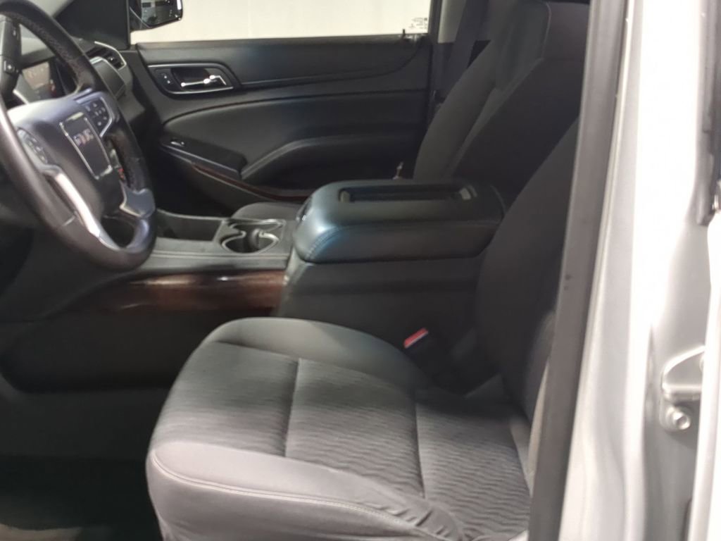 Used 2016 GMC Yukon SLE w/ Convenience Package image 20