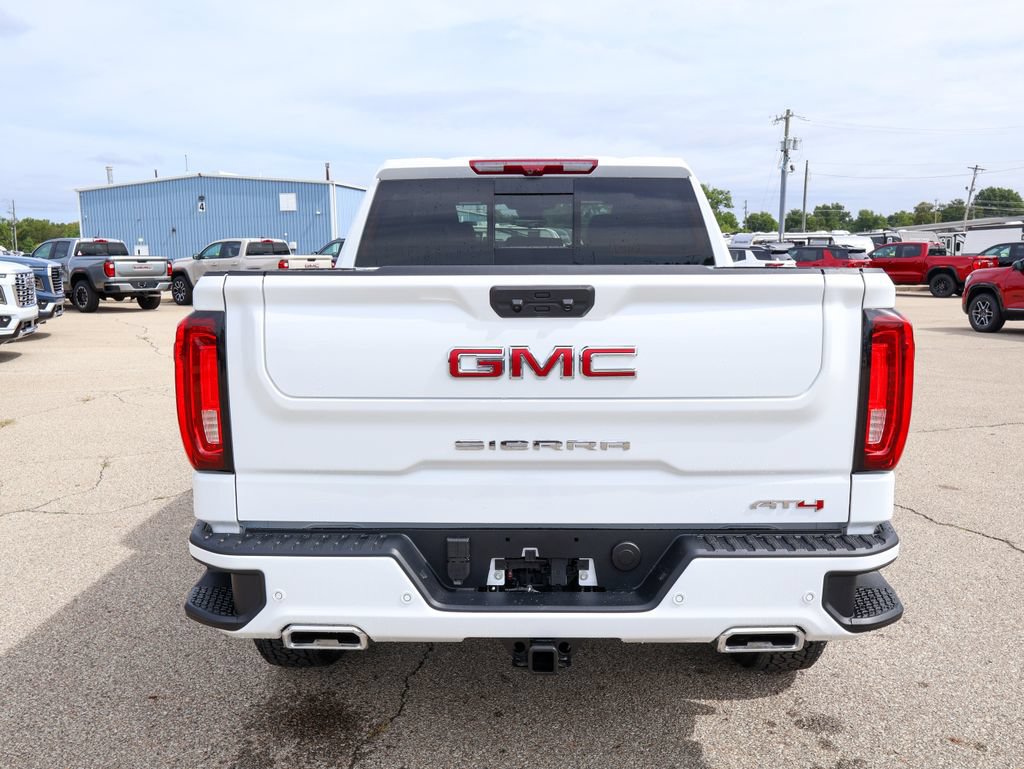 New 2026 GMC Sierra 1500 AT4 w/ AT4 Premium Package AWD/4WD image 4