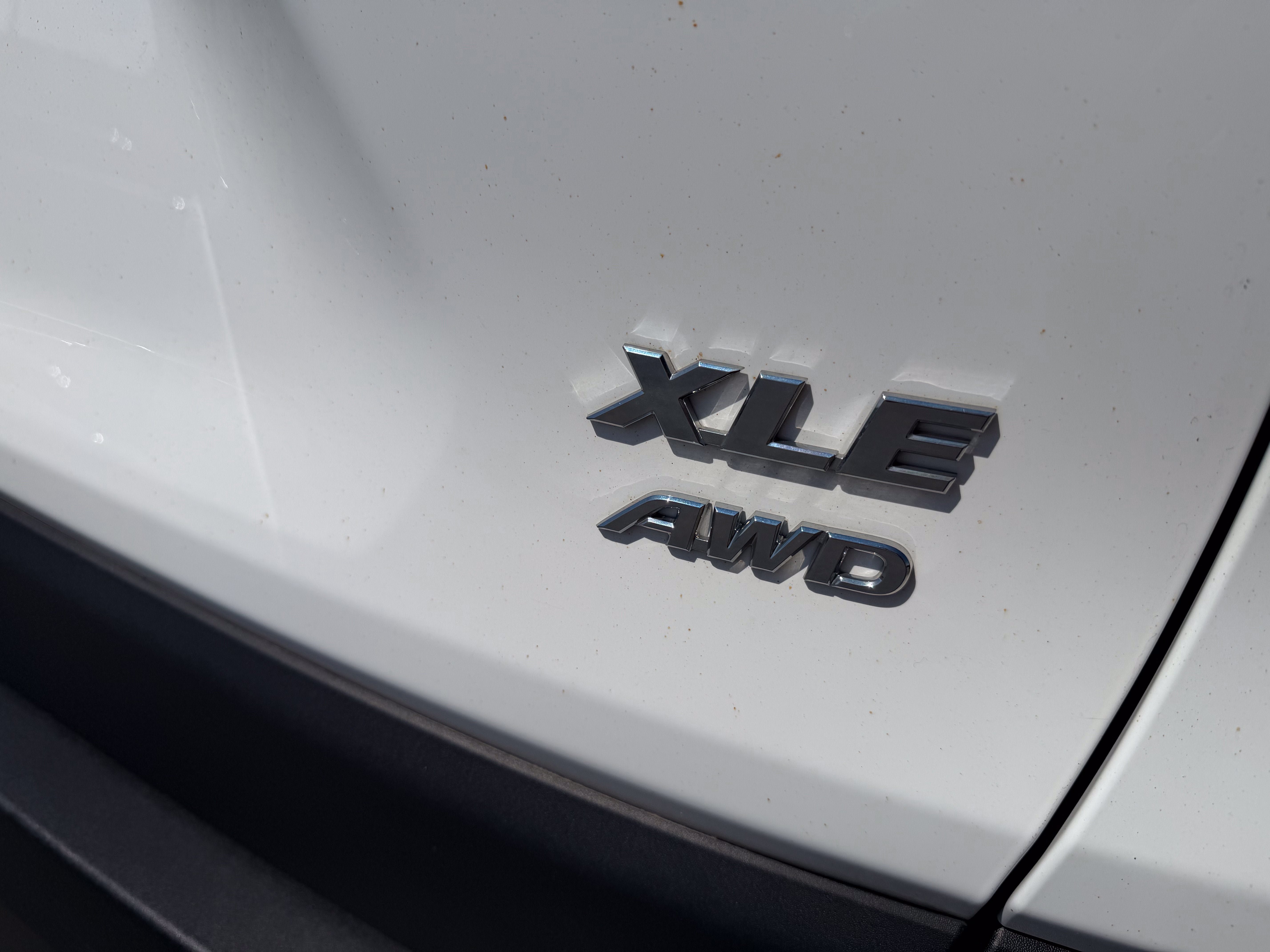 Used 2023 Toyota RAV4 XLE w/ Convenience Package AWD/4WD image 8