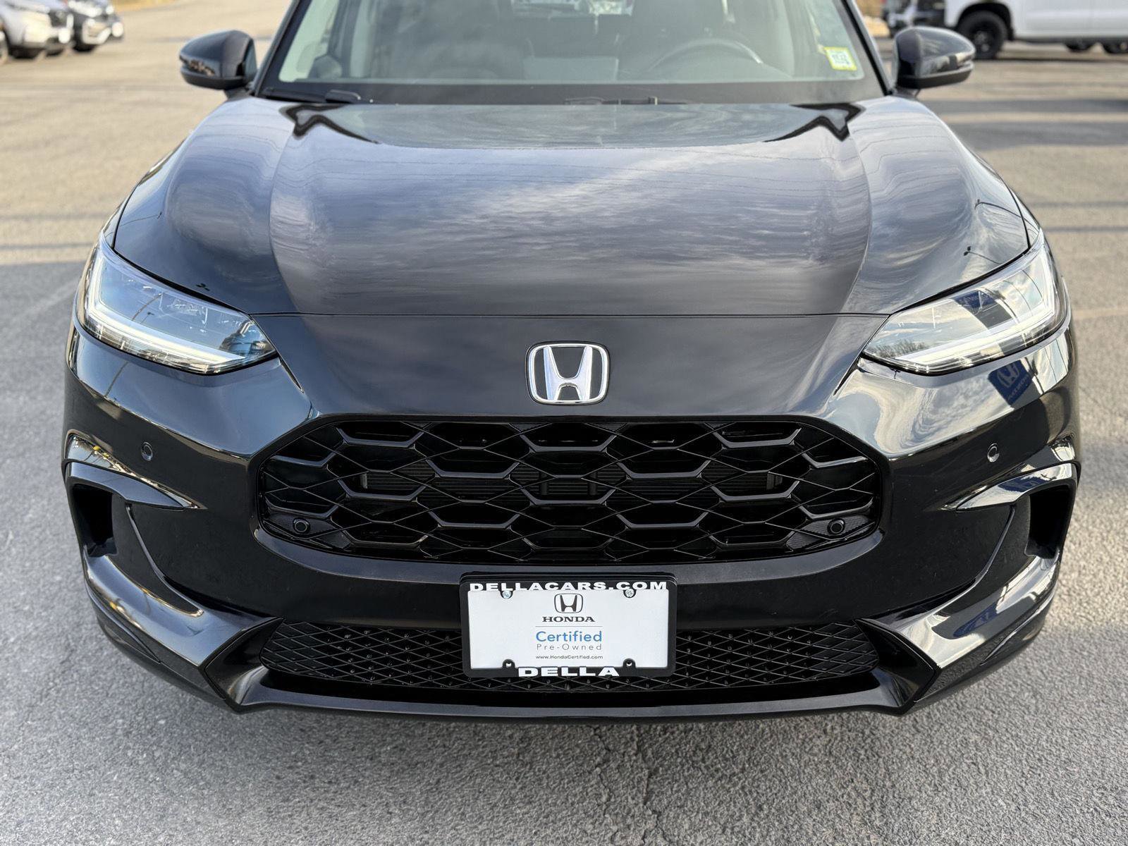 Certified 2024 Honda HR-V EX-L image 2