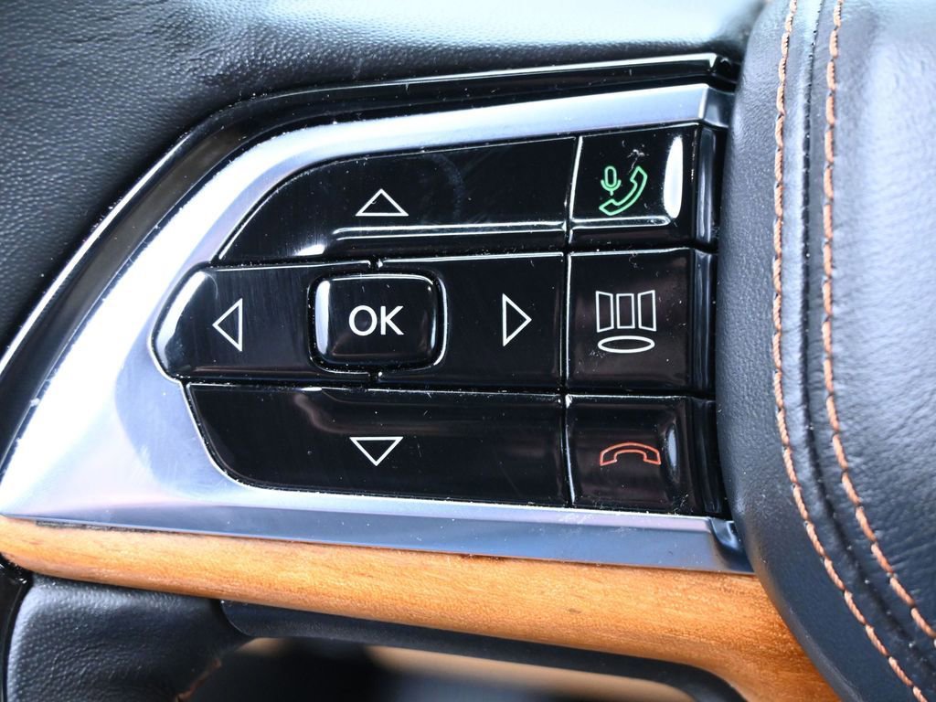 Used 2024 Jeep Grand Cherokee L Summit image 19