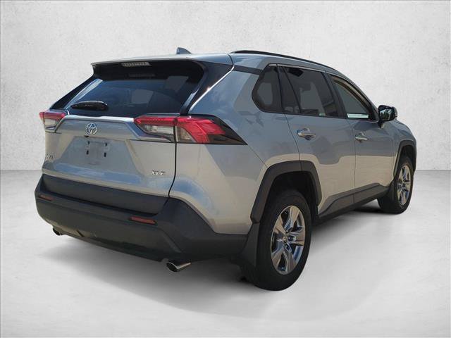 Used 2023 Toyota RAV4 XLE w/ Convenience Package FWD image 5
