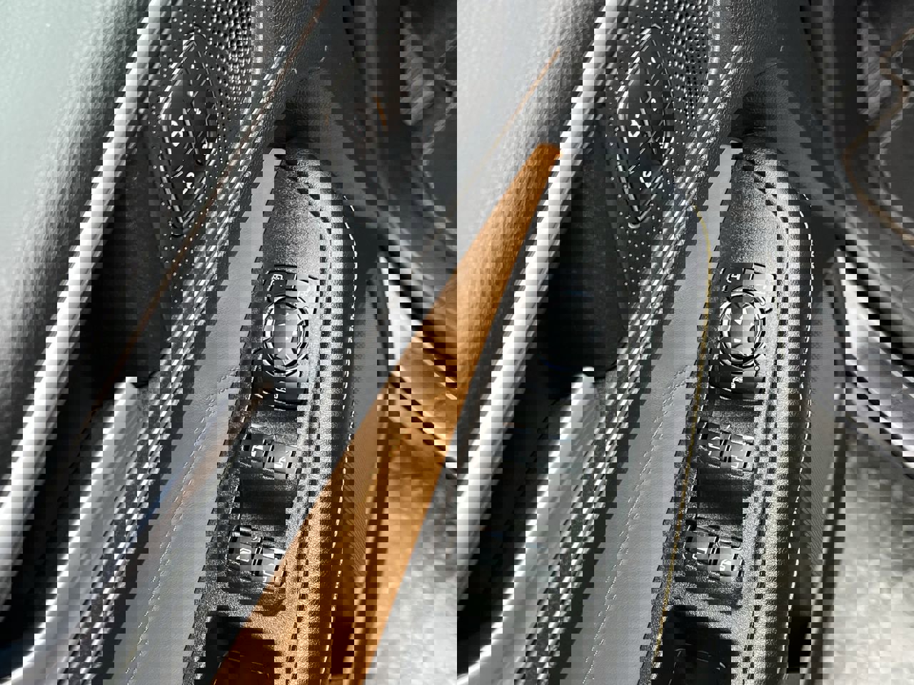 Certified 2024 Ford Edge Titanium w/ Titanium Elite Package AWD/4WD image 10