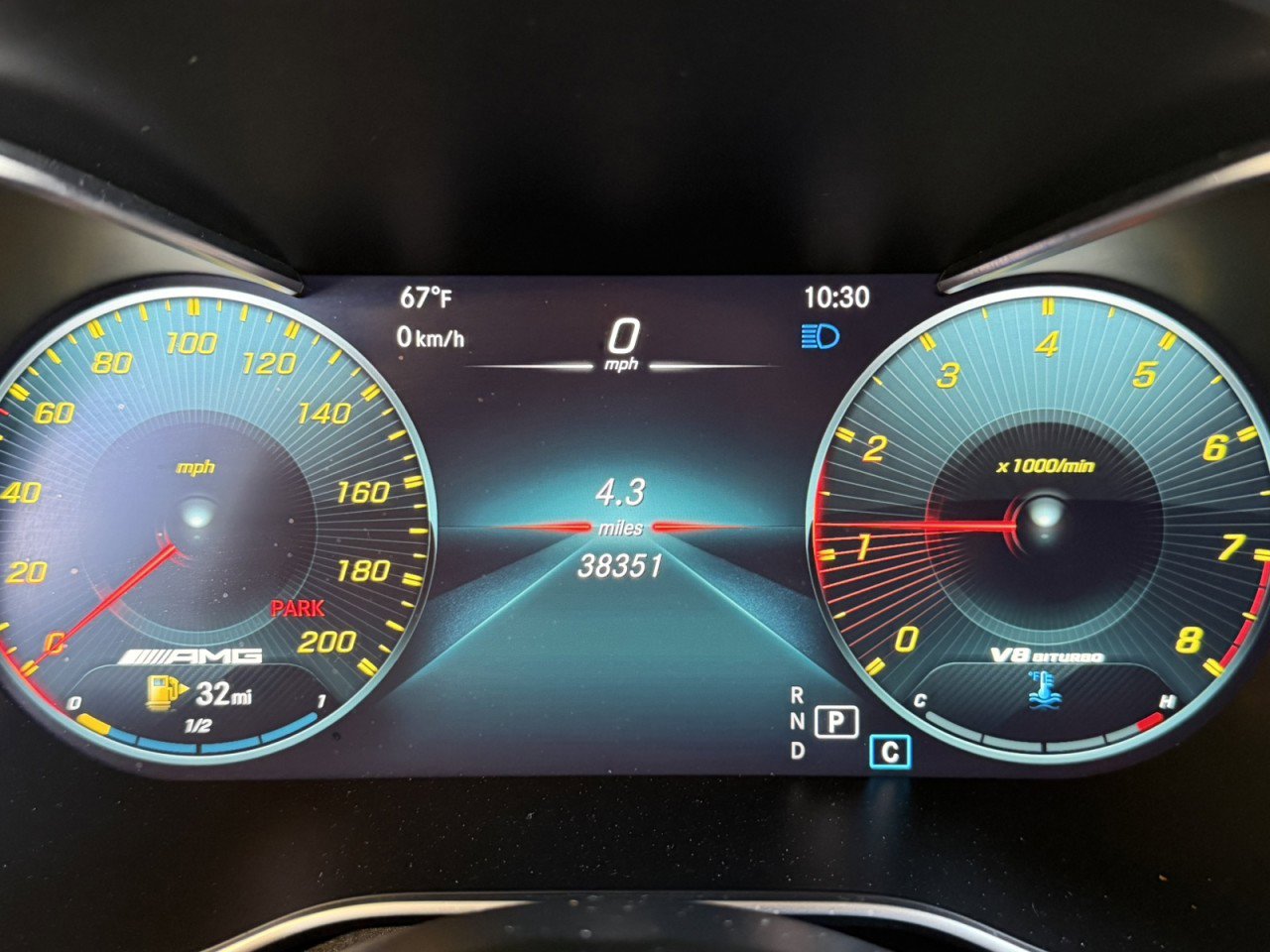Used 2020 Mercedes-Benz GLC 63 AMG 4MATIC image 9