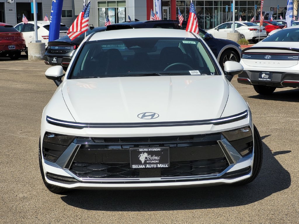 New 2026 Hyundai Sonata SE FWD image 2