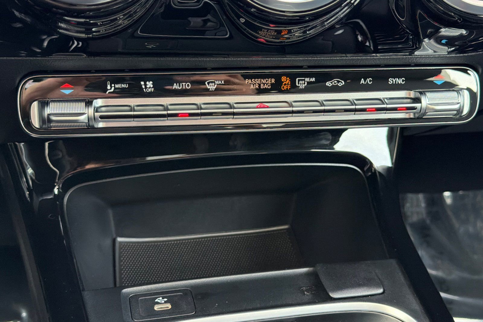 Certified 2025 Mercedes-Benz CLA 250 4MATIC image 22