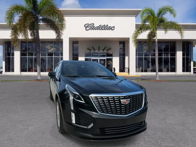 Certified 2024 Cadillac XT5 Luxury FWD image 3