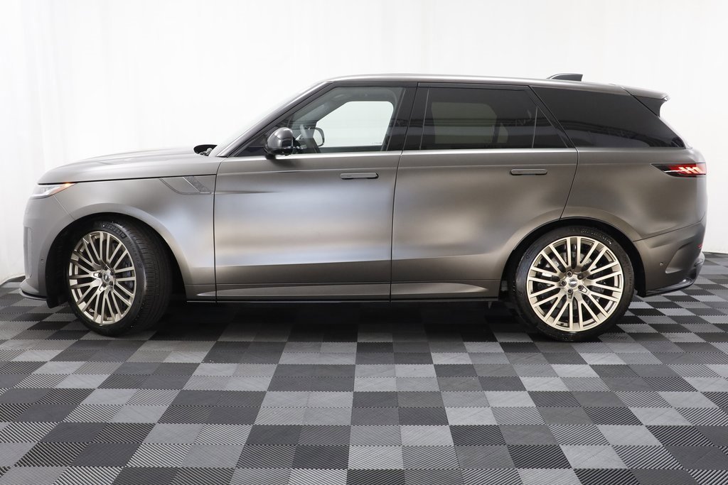 New 2025 Land Rover Range Rover Sport SV Edition Two image 4