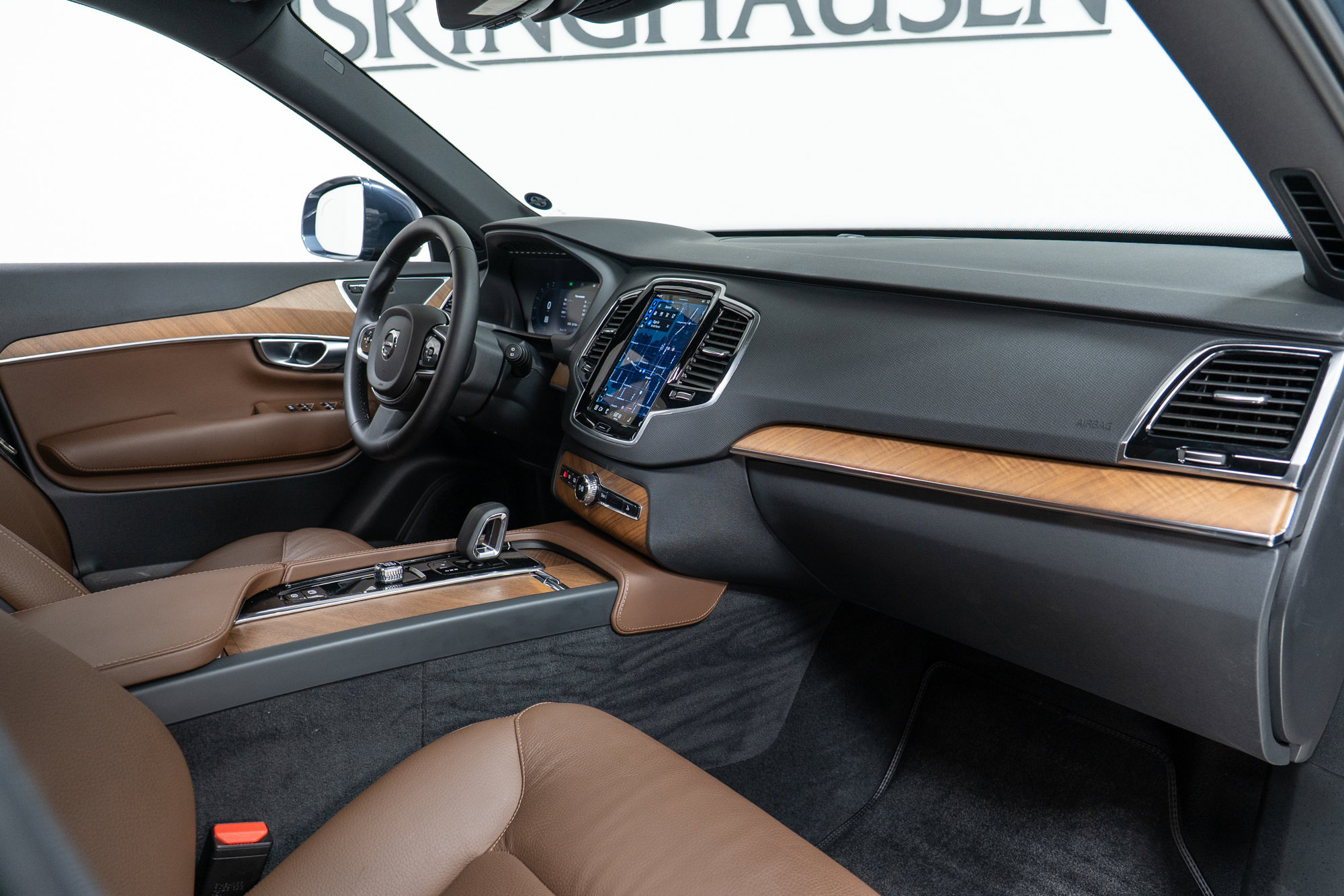 Certified 2024 Volvo XC90 B6 Plus w/ Protection Package Premier image 21