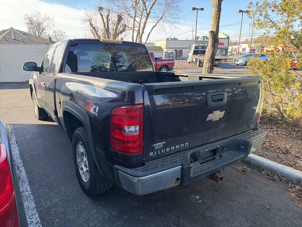 Used 2008 Chevrolet Silverado 1500 LT w/ Power Pack Plus AWD/4WD image 3
