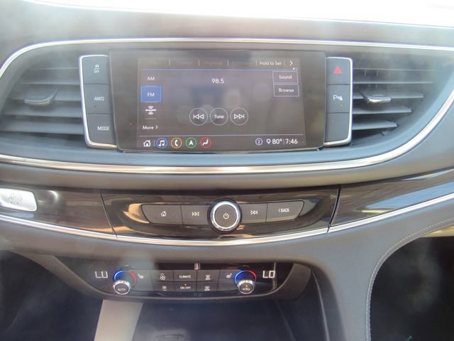 Certified 2020 Buick Enclave Essence w/ Sound and Sites Package AWD/4WD image 13