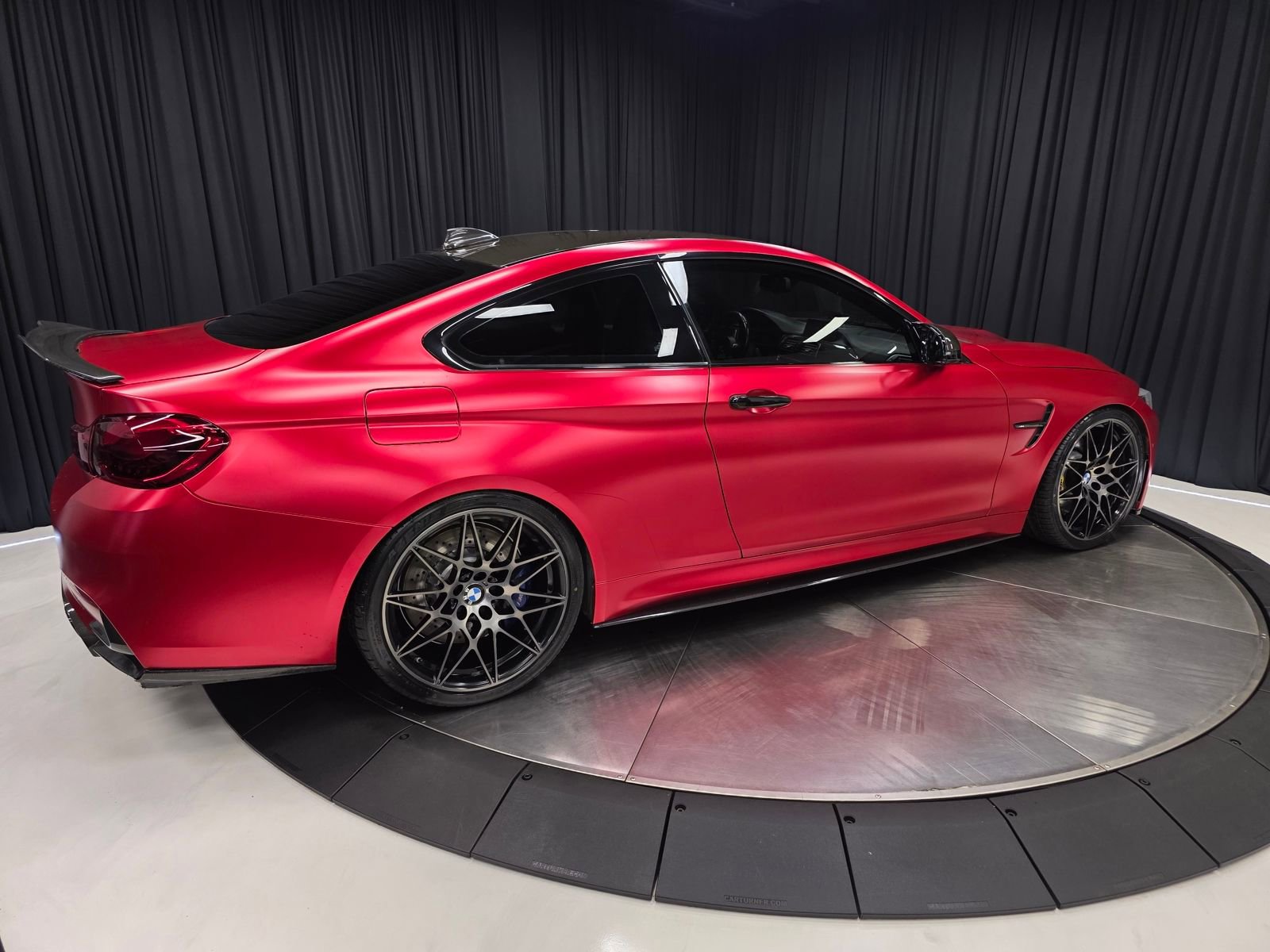 Used 2018 BMW M4 Coupe image 11
