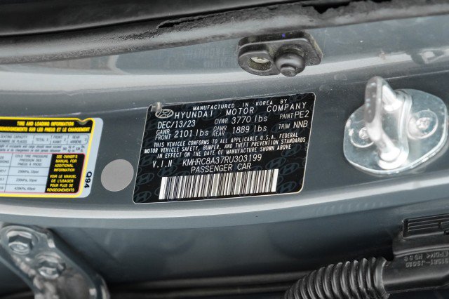 Used 2024 Hyundai Venue SEL FWD image 59