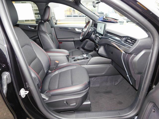 New 2026 Ford Escape ST-Line Select w/ Tech Pack #2 image 17