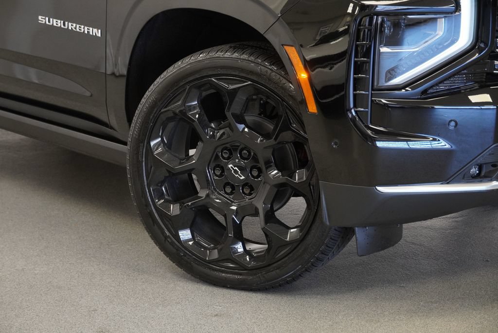 New 2026 Chevrolet Suburban High Country AWD/4WD image 10