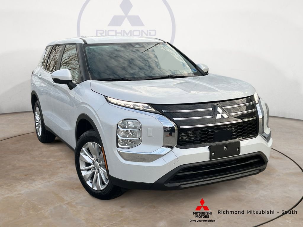 New 2026 Mitsubishi Outlander ES