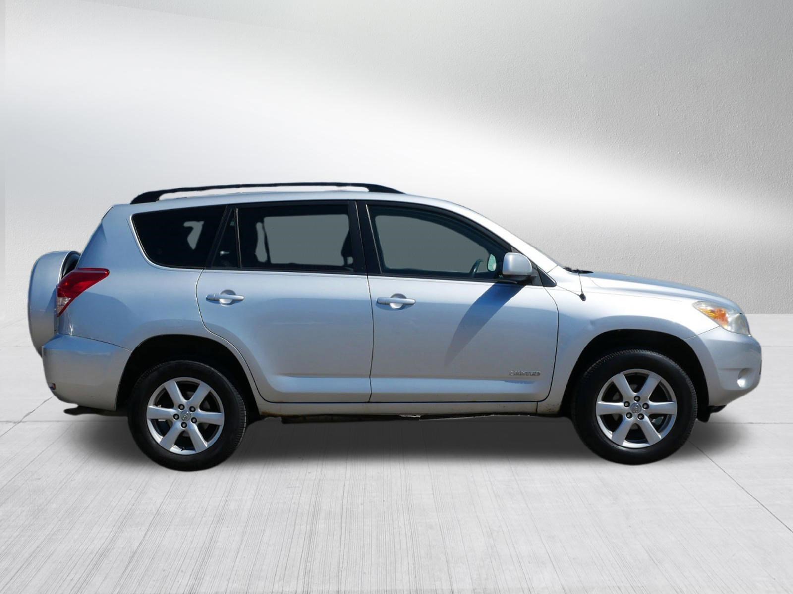 Used 2008 Toyota RAV4 Limited image 8