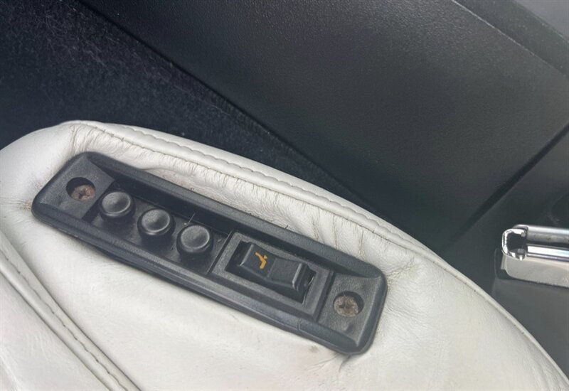 Used 1992 Chevrolet Corvette Convertible RWD image 28