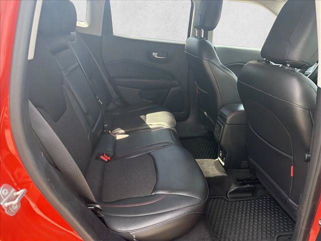 Used 2018 Jeep Compass Trailhawk w/ Navigation Group AWD/4WD image 23