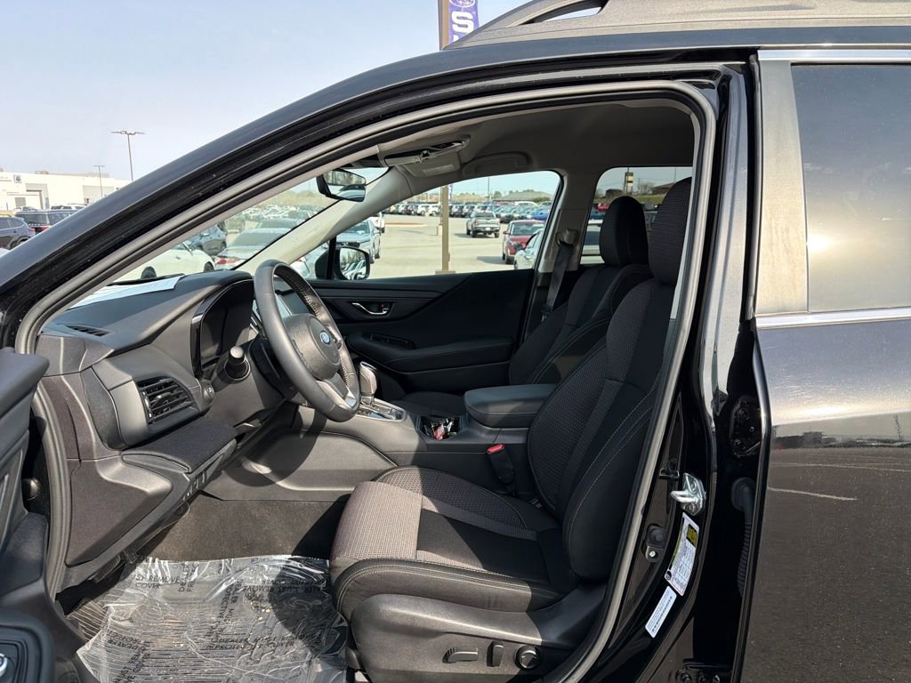 Used 2023 Subaru Outback Premium image 14