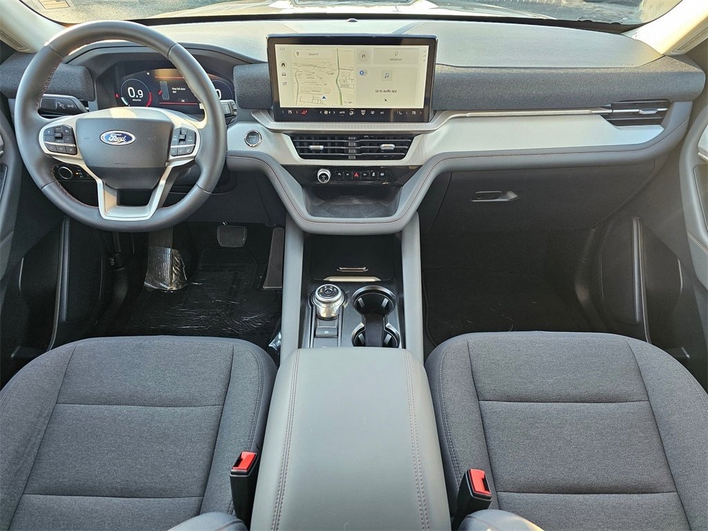 Used 2025 Ford Explorer Active image 9