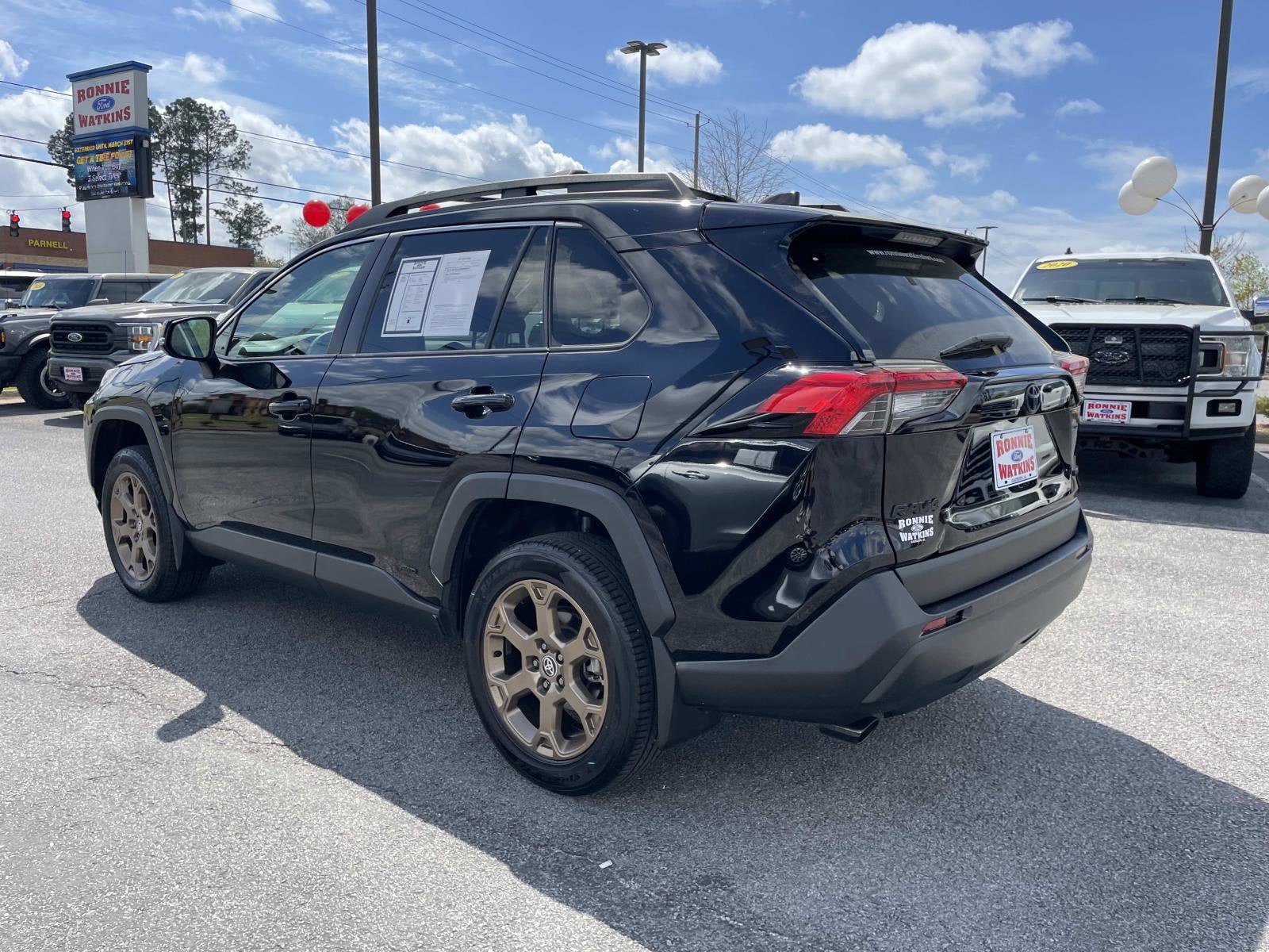 Used 2023 Toyota RAV4 AWD Hybrid image 6