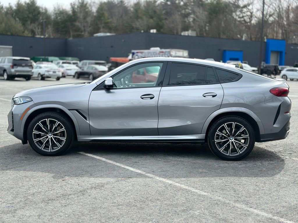 Certified 2025 BMW X6 xDrive40i image 3