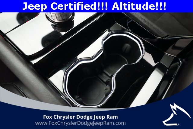 Used 2023 Jeep Grand Cherokee L Laredo image 18