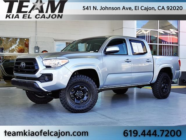 Used 2022 Toyota Tacoma SR AWD/4WD image 2