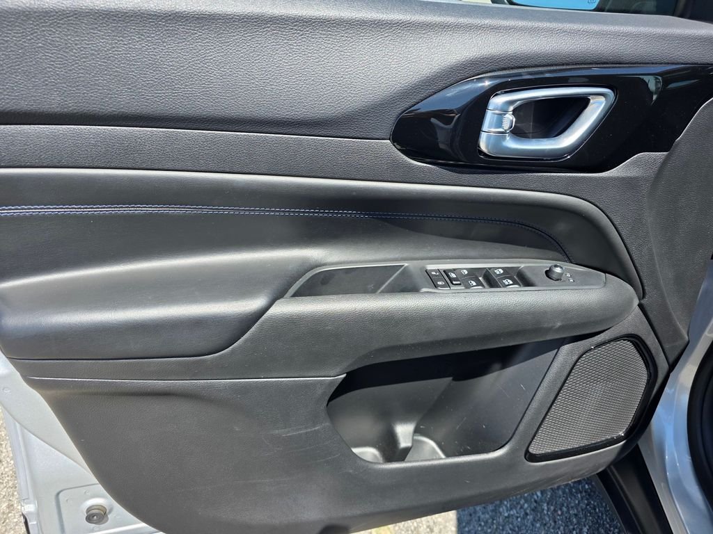 New 2026 Jeep Compass Latitude AWD/4WD image 8