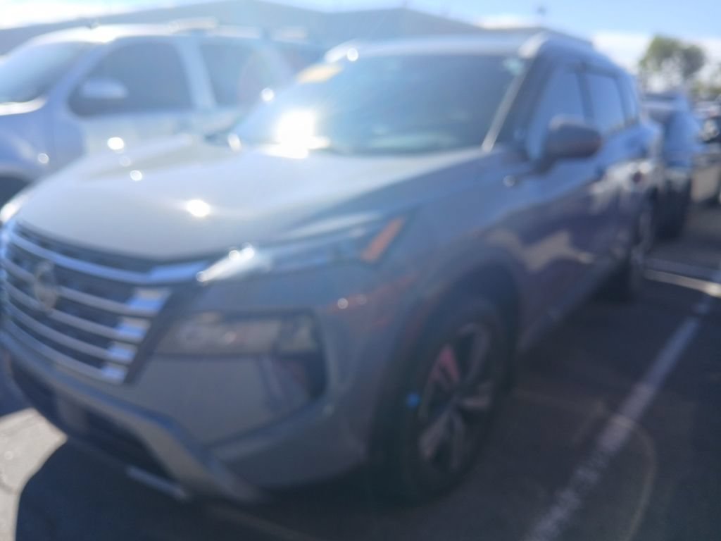 Certified 2024 Nissan Rogue SL w/ SL Premium Package FWD image 1