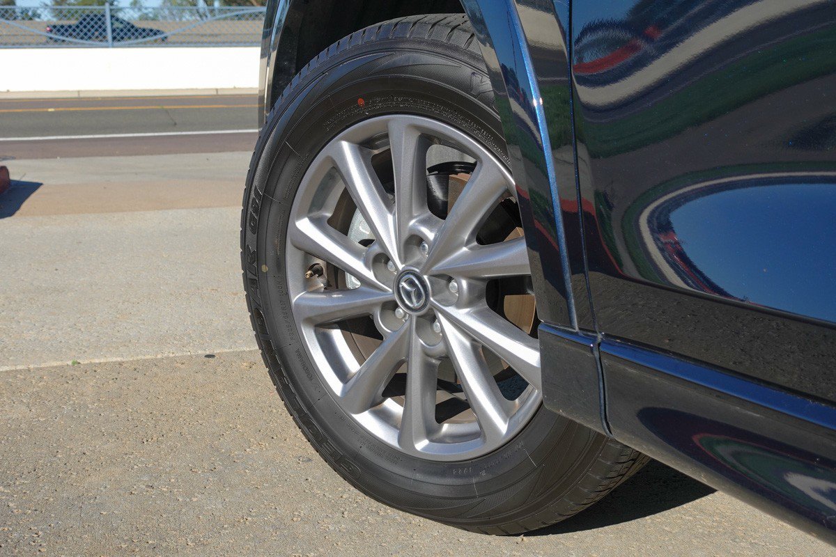 Certified 2025 MAZDA CX-5 AWD 2.5 S w/ Preferred Package image 8