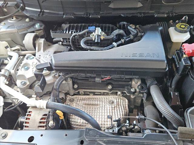 Used 2017 Nissan Rogue SV image 22