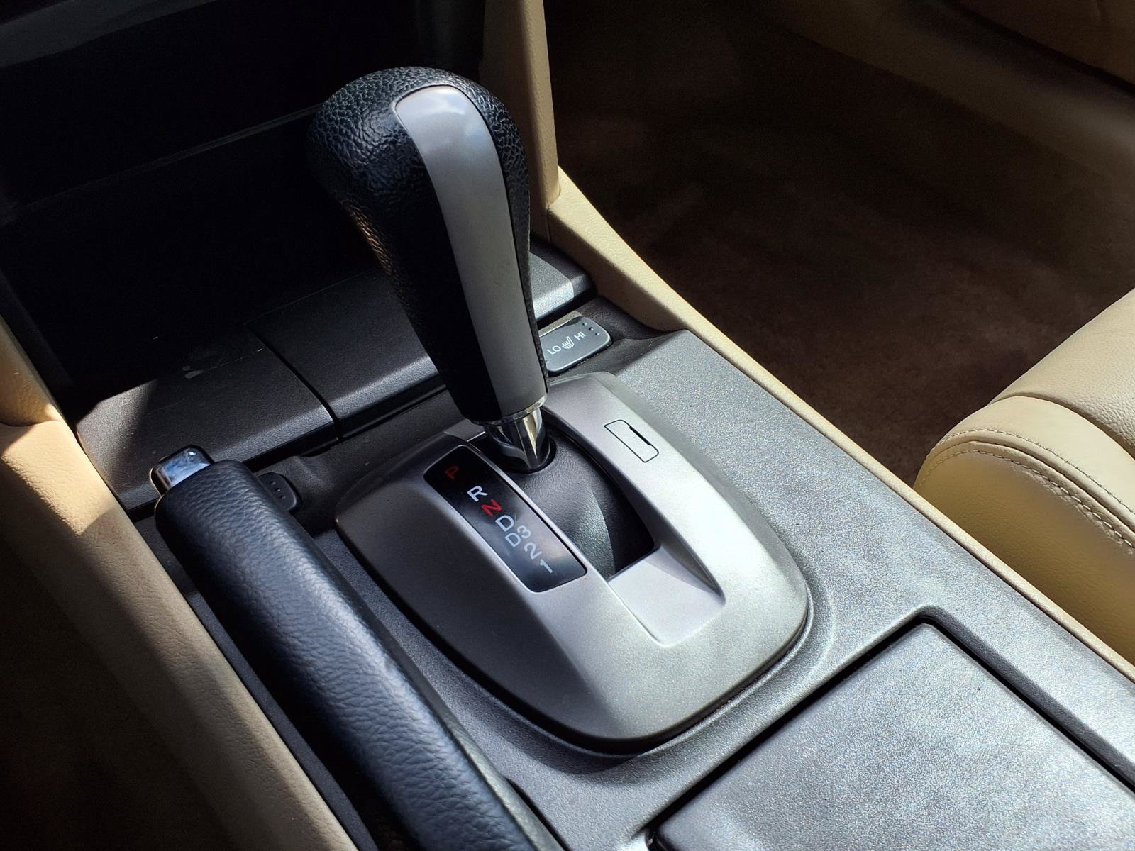 Used 2012 Honda Accord EX-L image 12