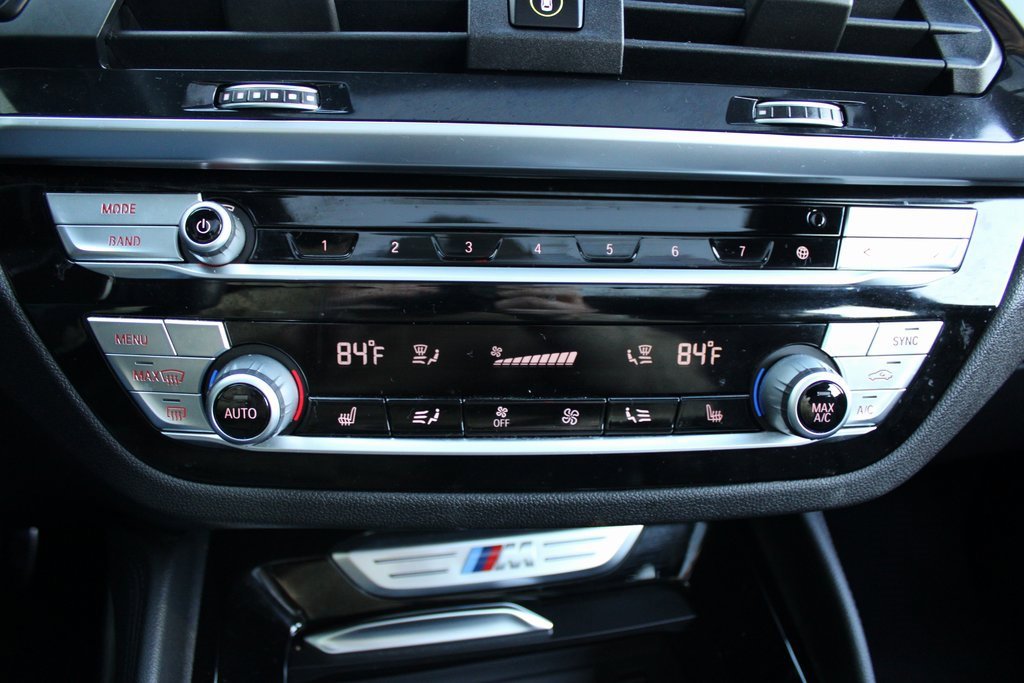 Used 2020 BMW X4 M40i w/ Driving Assistance Package image 18