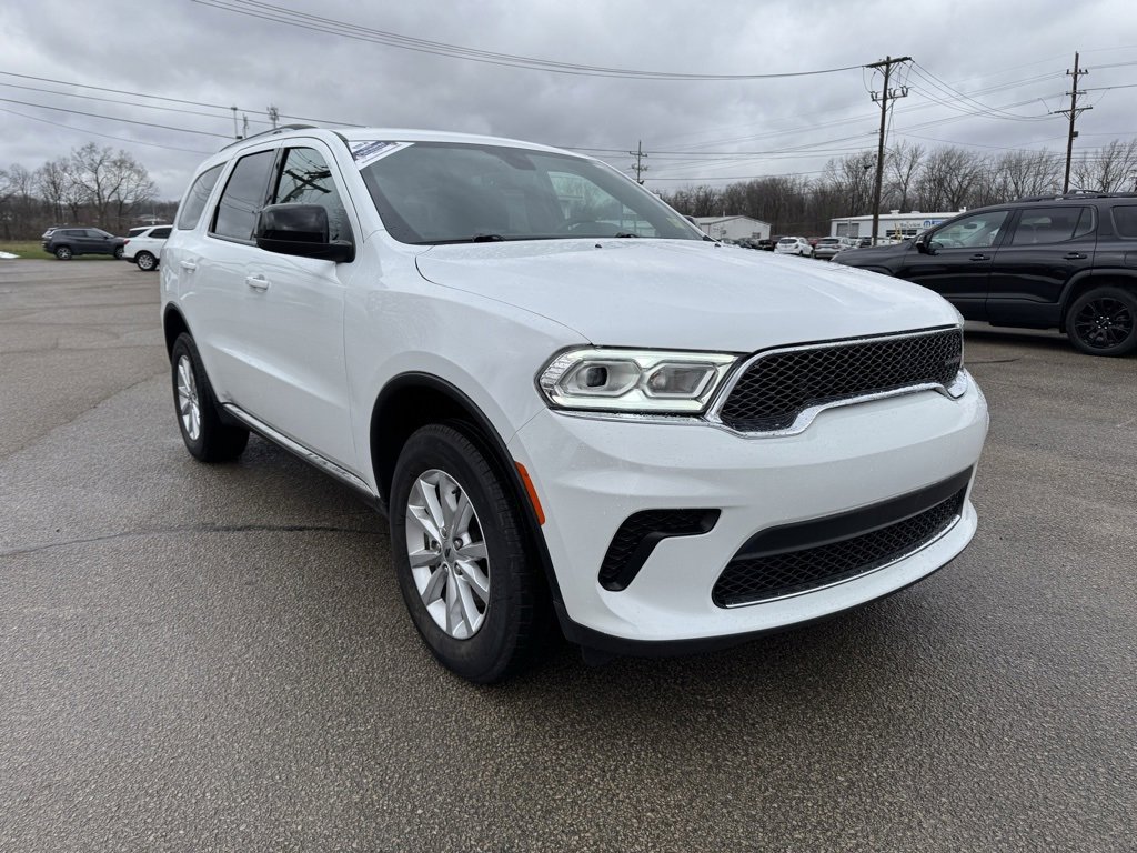 Used 2024 Dodge Durango SXT w/ 3rd Row Seating Group image 8