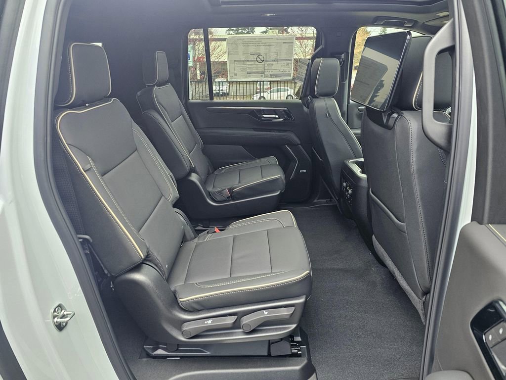 New 2026 Chevrolet Suburban Premier image 12