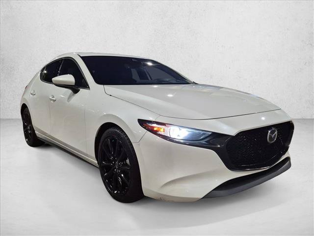 Used 2019 MAZDA MAZDA3 Hatchback w/ Preferred Package FWD image 3
