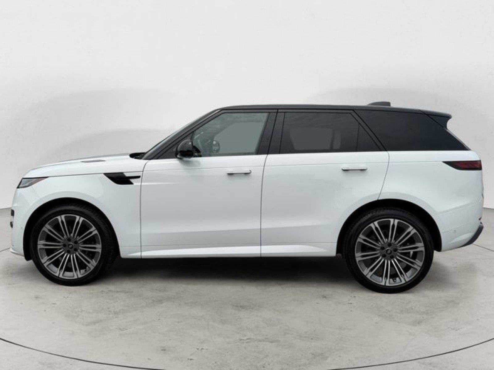 Certified 2024 Land Rover Range Rover Sport Dynamic SE AWD/4WD image 7
