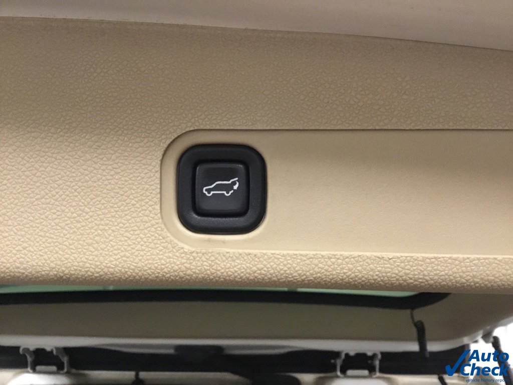 Used 2014 Chevrolet Tahoe LTZ image 13