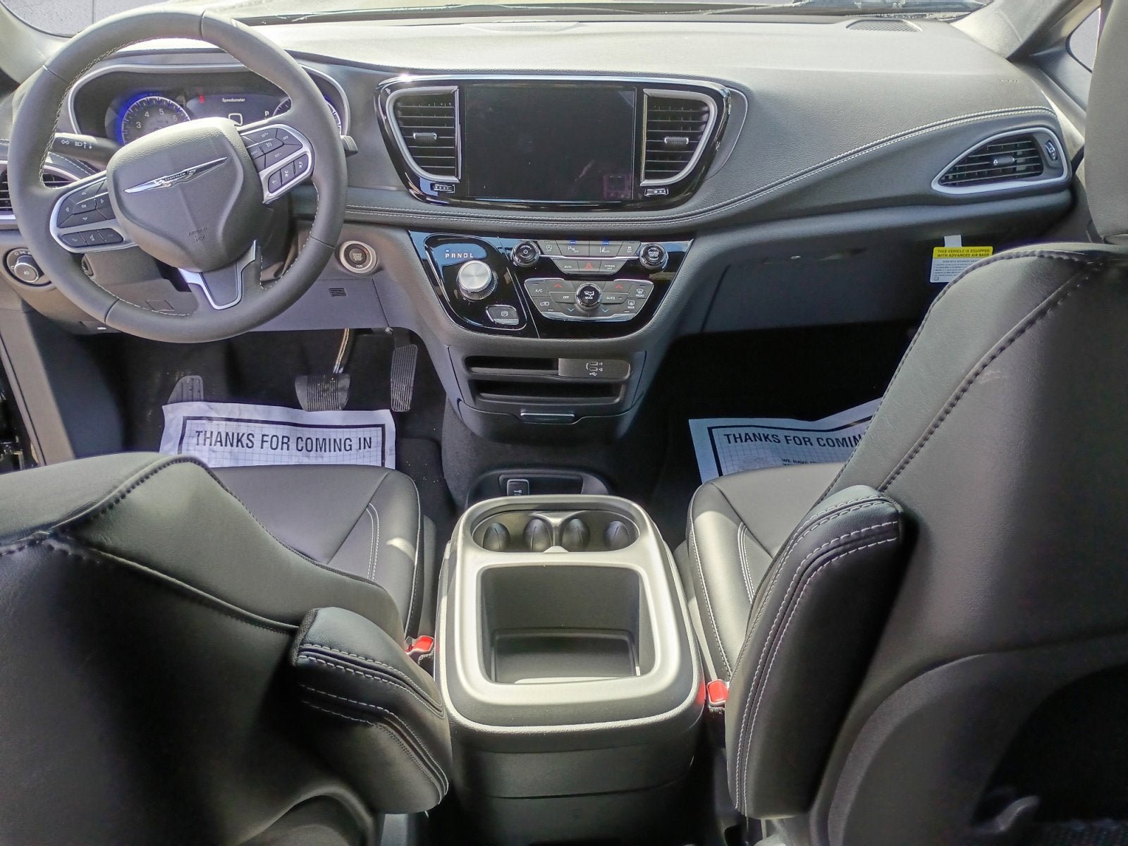 New 2026 Chrysler Pacifica Select image 11