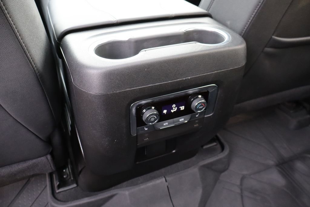 Used 2025 Chevrolet Suburban Z71 w/ Z71 Off-Road Package image 48