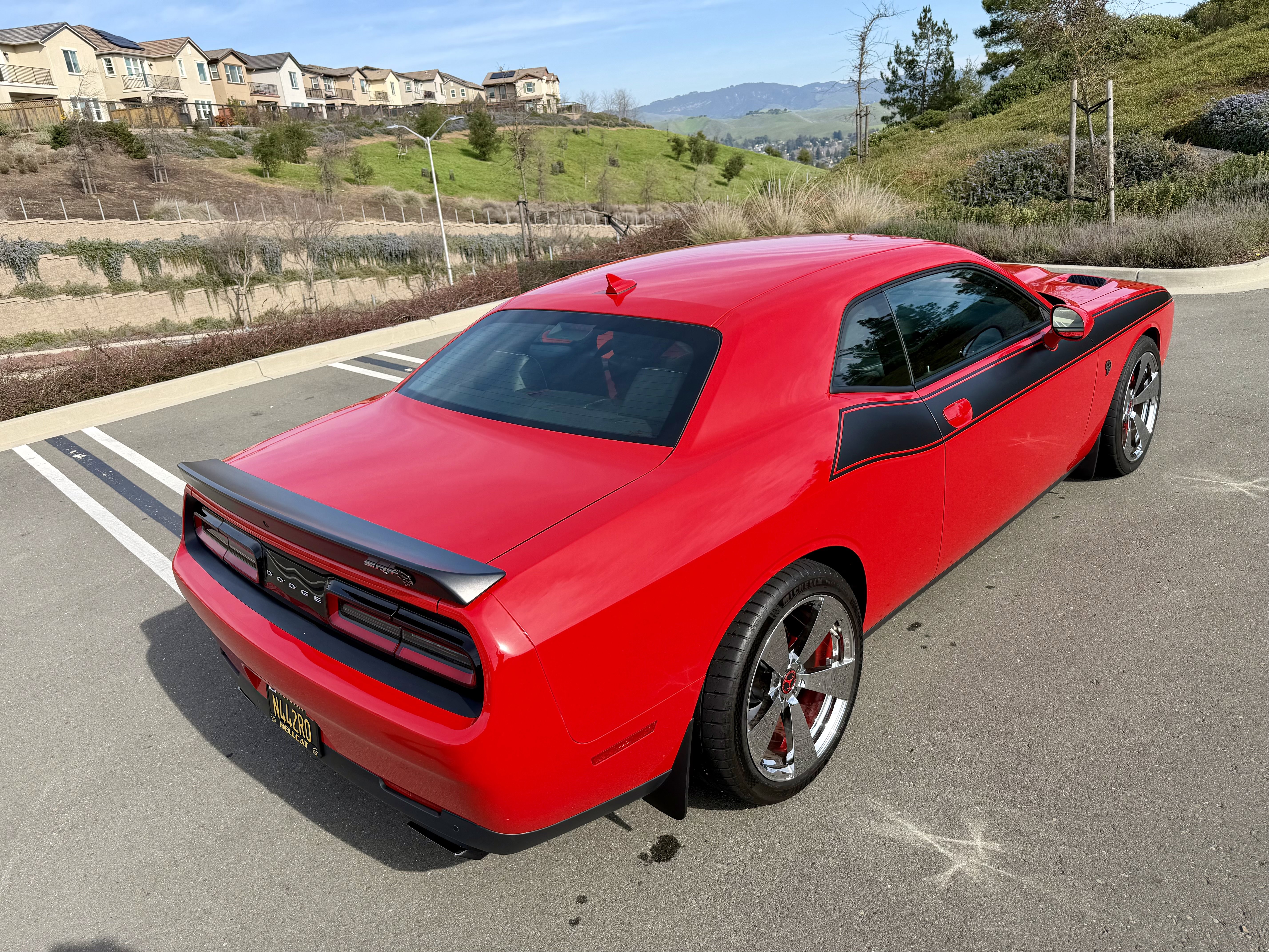 Used 2015 Dodge Challenger SRT Hellcat image 12